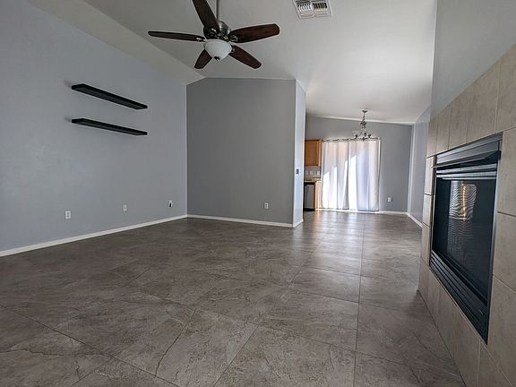 4th image of 998 E Mount Shibell Dr