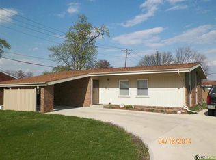 2633 Wildwood Ln, Columbus, IN 47201