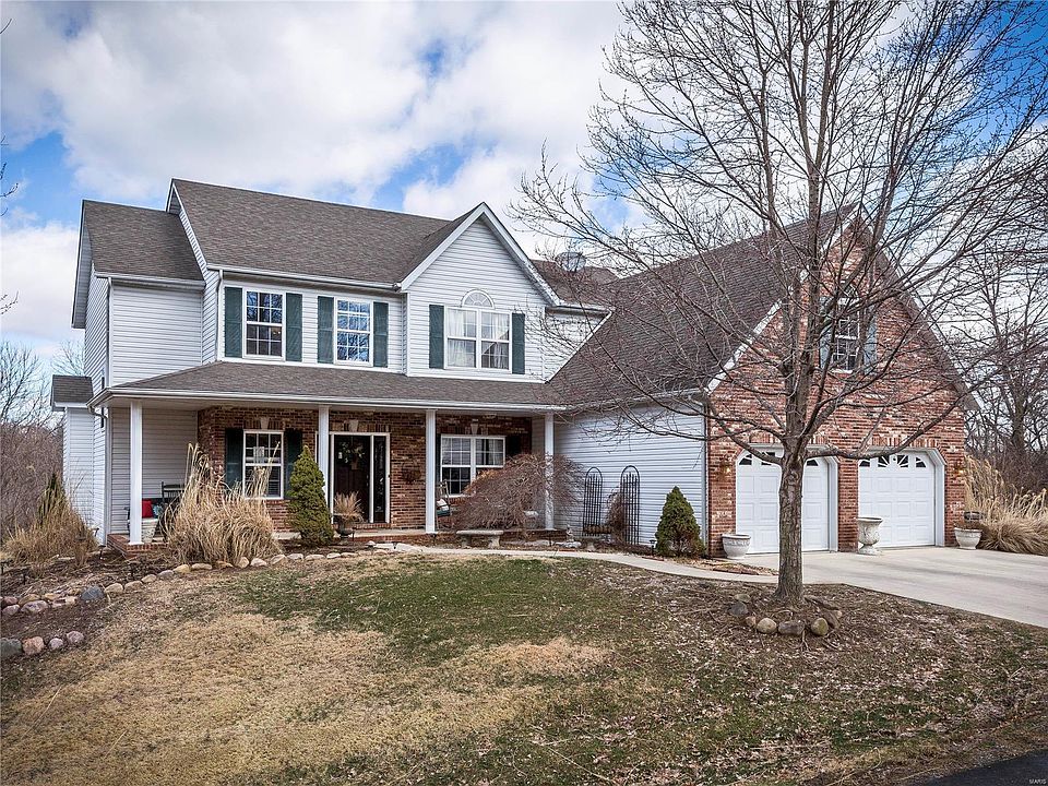 1st image of 10 Metz Ln