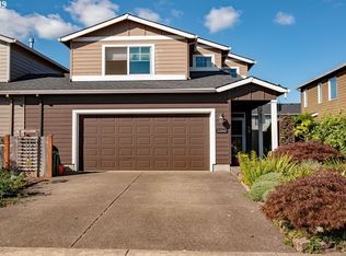 33947 SE Rolling Hills Dr, Scappoose, OR 97056