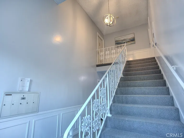 1610 S Pomona Ave #C15 — Photo 3