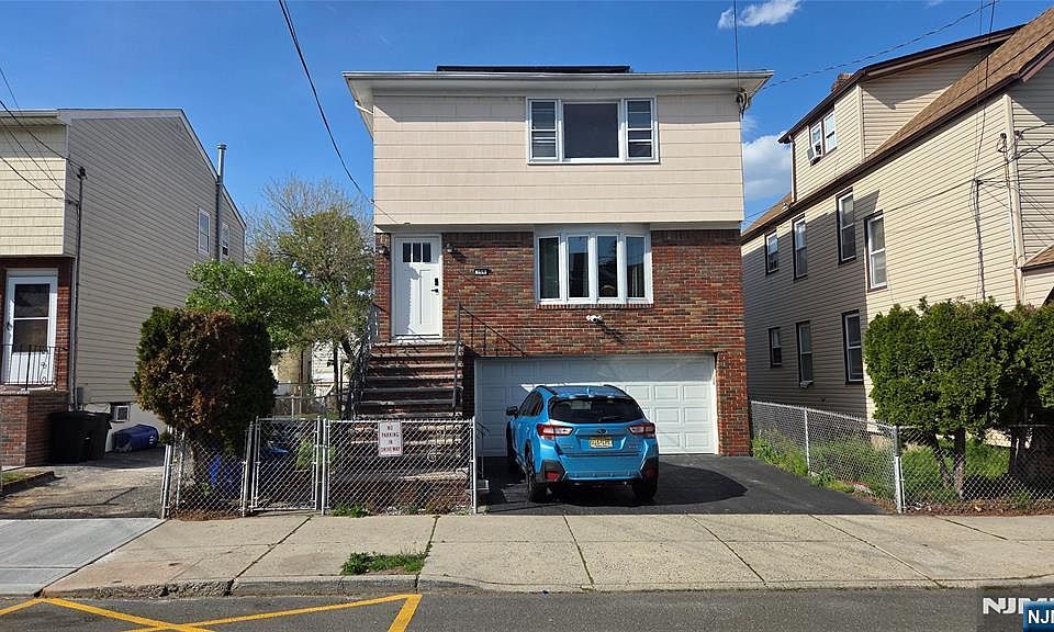 1st image of 159-161 Tappan St