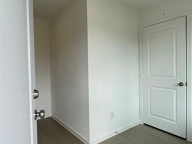 5631 Shelford Birch Dr — Photo 9