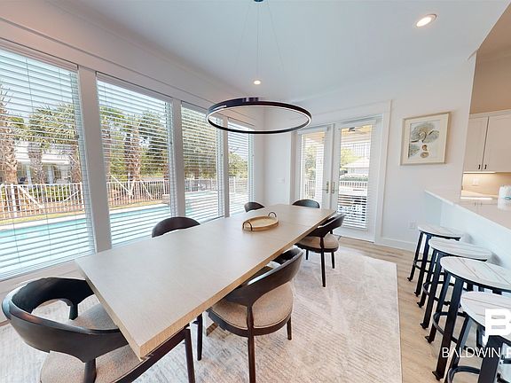 4th image of 8682 Jamestown Ct