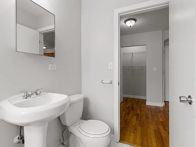 The Greenview — Photo 22