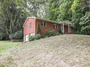 5344 Camp Rd, Ravenna, OH 44266