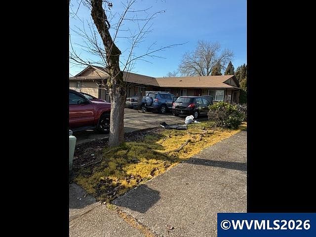 1st image of 125 46th Ave SE