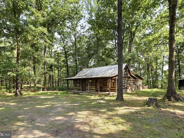 547 Twin Flower Ln, Capon Bridge, WV 26711