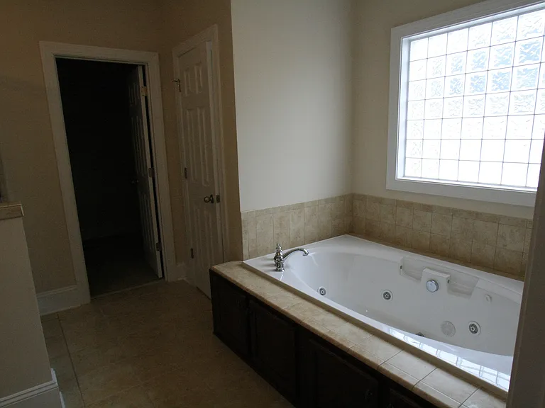 6501 Donnegal Farm Rd — Photo 5