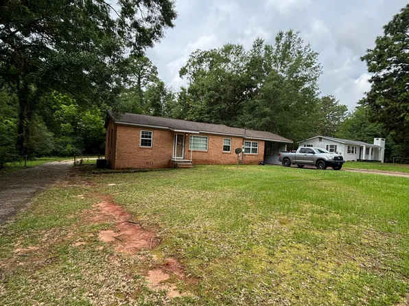 5755 Colonial Ln N, Mobile, AL 36618