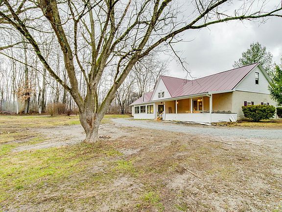 4th image of 6901 Hill Rd