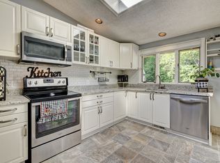 681 Stevens St, Bristol, CT 06010