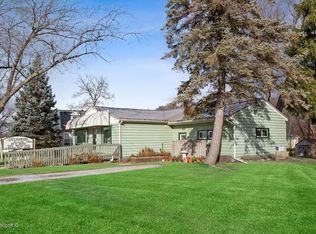 307 S Whittaker St, New Buffalo, MI