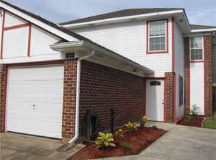 13624 N Cavelier Dr, New Orleans, LA 70129
