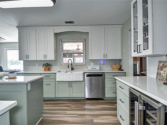 4th image of 1121 Copper Stone Cir