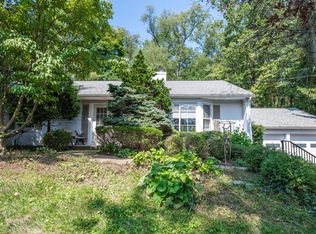 35 Cliffside Dr, Williamsport, PA 17701