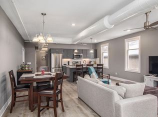 746 Wealthy St SE APT 2, Grand Rapids, MI 49503