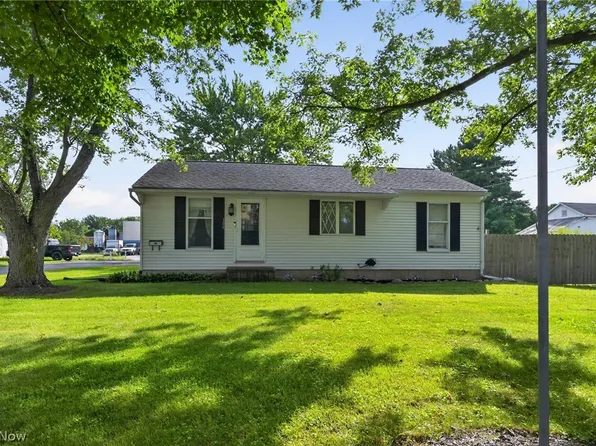 106 Howe St, Lodi, OH 44254