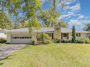 1825 Twin Bluff Rd, Red Wing, MN 55066