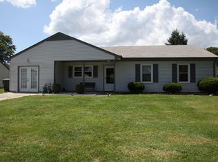 691 Carywood Ln, Newport News, VA 23602