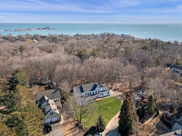 8 Sean's Way, Marblehead, MA 01945