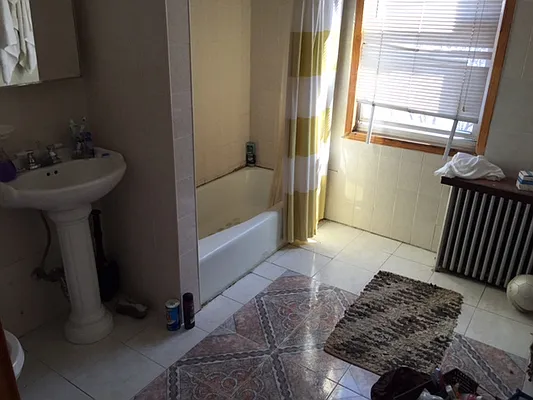 Rented by New York Realty Minimax Inc | media 67