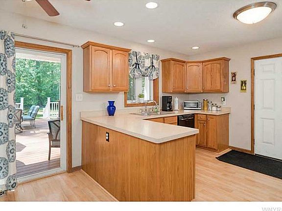 5th image of 5676 Birchwood Dr
