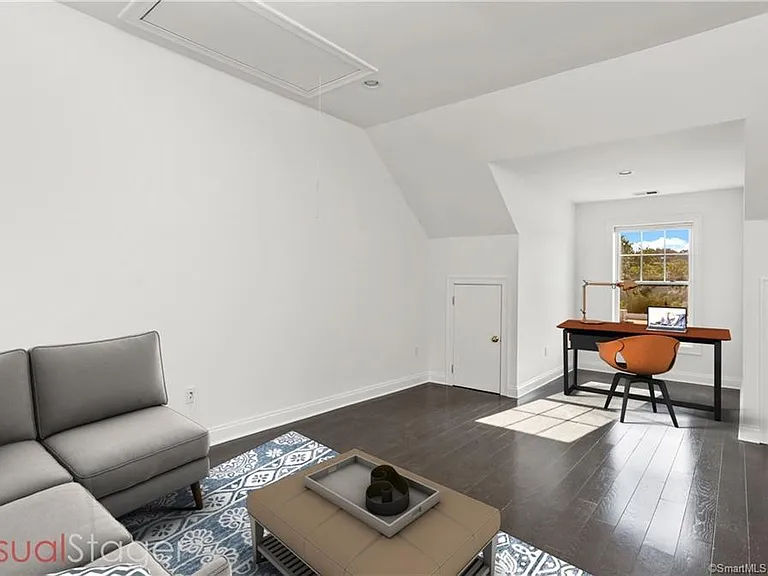 85 Camp Ave #18E — Photo 3