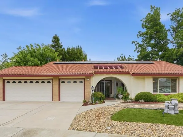16 Rice Ct, Woodland, CA 95695