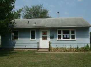 2450 9th Ave SW, Cedar Rapids, IA 52404