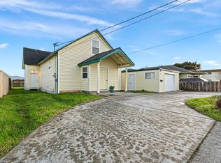 237 3rd St, Crescent City, CA