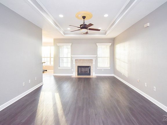 4th image of 3945 Lake Arthur Dr