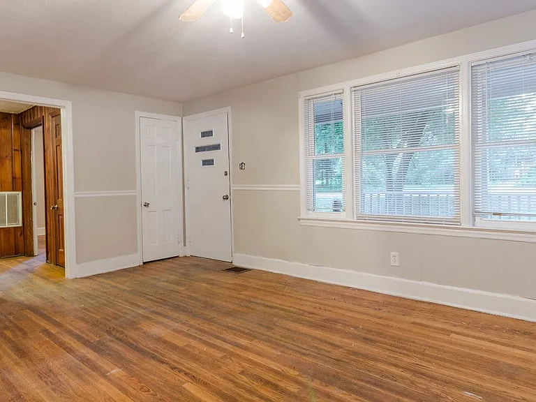 1233 Cheshire Ave — Photo 6
