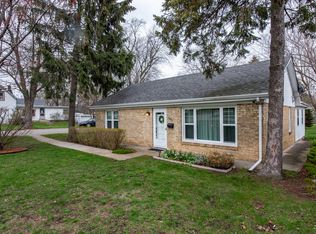 2401 Elim Ave, Zion, IL 60099