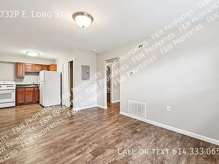 1732P E Long St — Photo 58