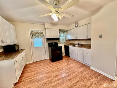86 Oak Ln, Edison, NJ, 08817