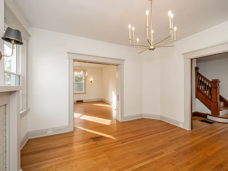 2737 Arbor Ave — Photo 24
