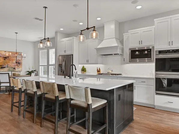 7238 Monarch Dr, Katy, TX 77493