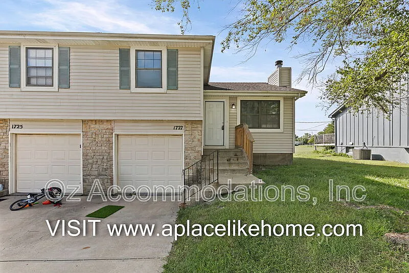 3 bed, 2.0 bath, 1400 sqft, $1,650 — Photo 1