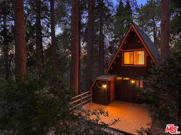 23700 Crest Forest Dr, Crestline, CA 92325