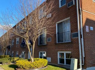 94 Husson St APT F, Staten Island, NY 10305