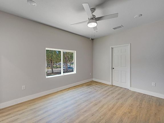 5th image of 3501 35th St