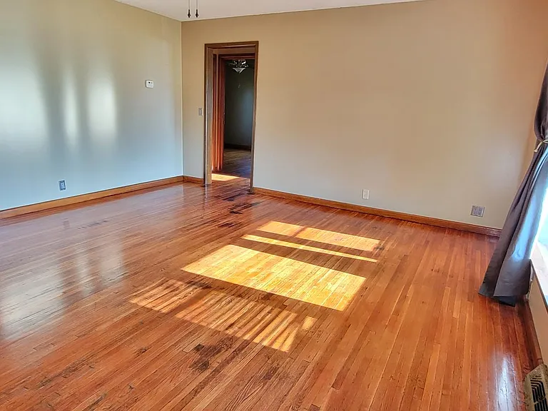 3344 S Washington Ave — Photo 6