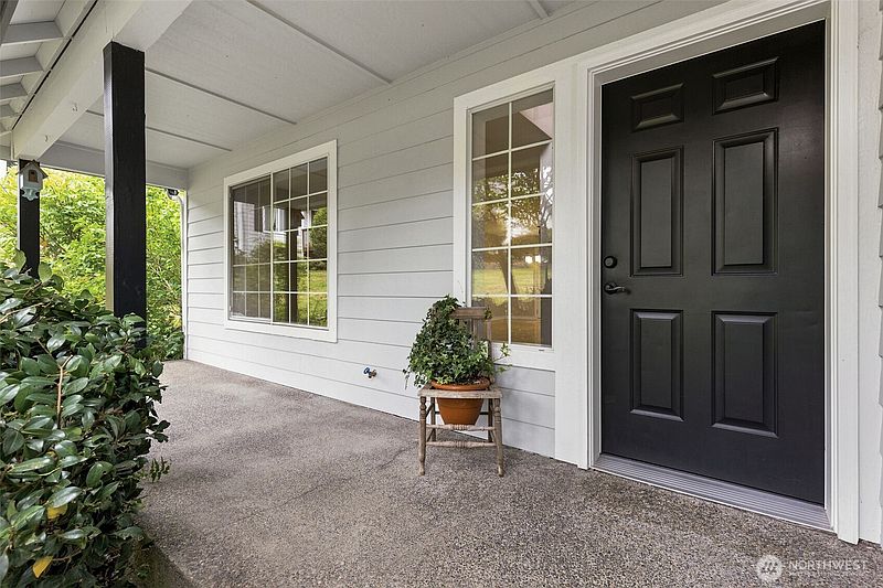 3rd image of 1838 52nd Way SE