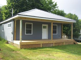 26 Reservoir Ave, Lewiston, ME 04240