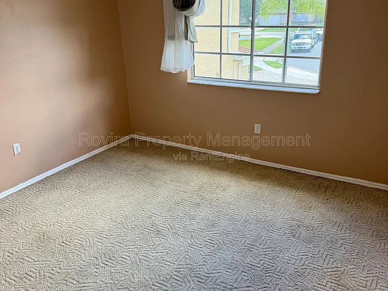 1501 Chevington Ct — Photo 15