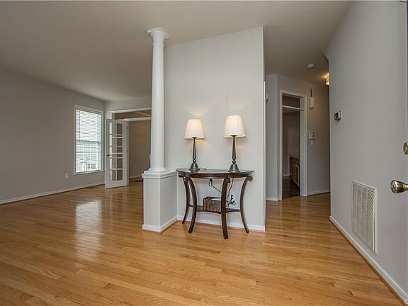 5th image of 10524 Scenic Pl
