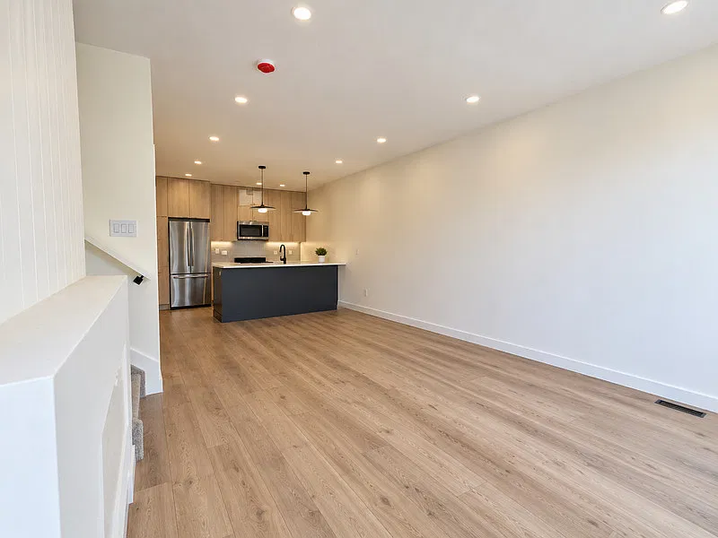 3 bed, 2.5 bath, 1500 sqft, $1,900 — Photo 4