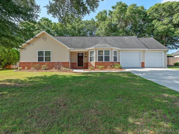 107 Blackhawk Dr, Daleville, AL 36322