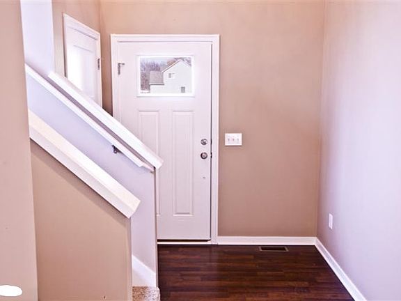 2nd image of 2310 Hidden Knoll Dr SE
